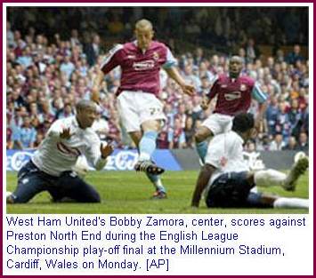 west-ham-play-off-final-cardiff-2005-bobby-zamora.jpg