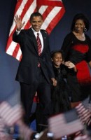barack-obama-and-family-chicago-illinois-usa-4th-november-2008